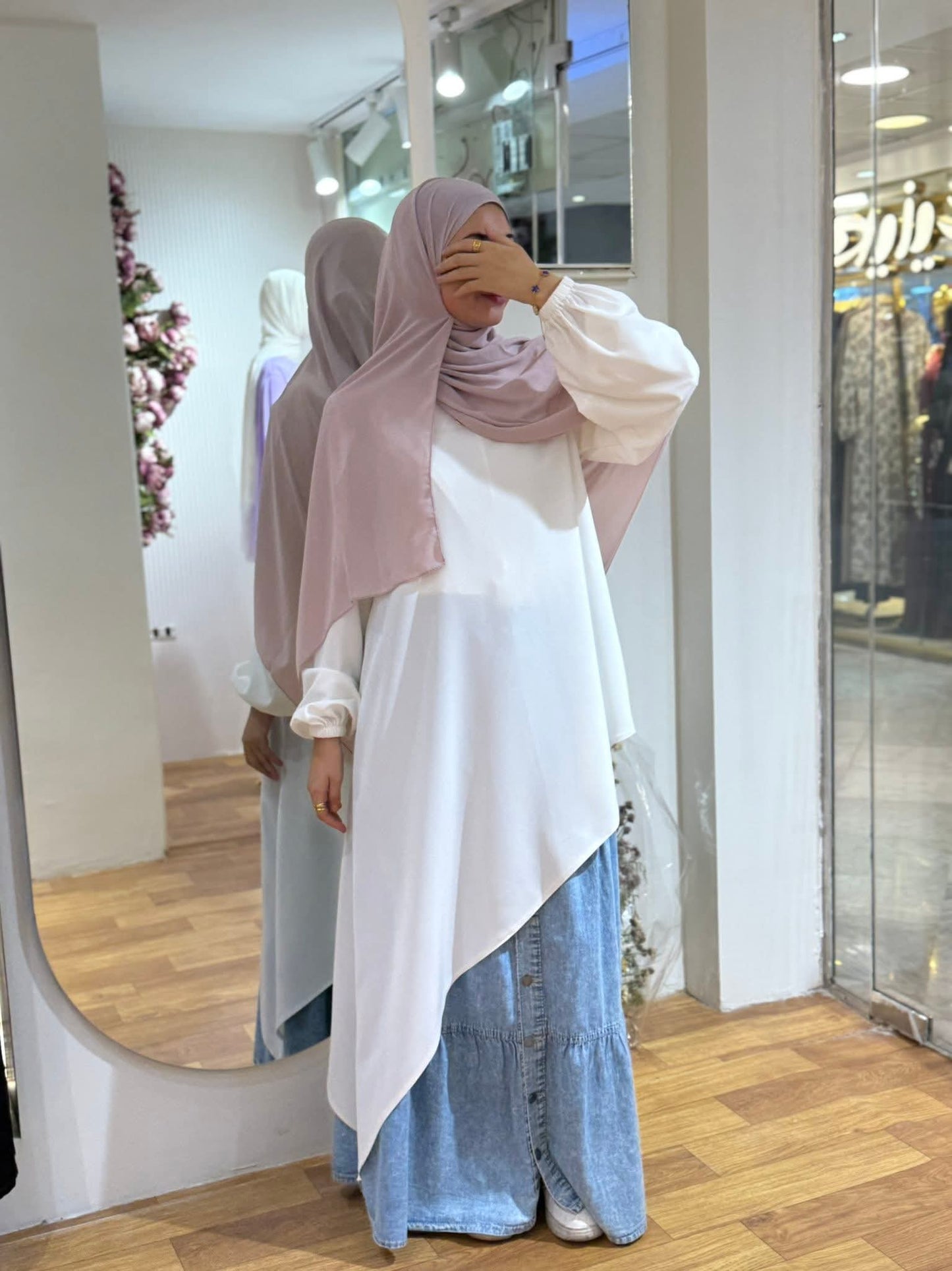 Roqi Blouse