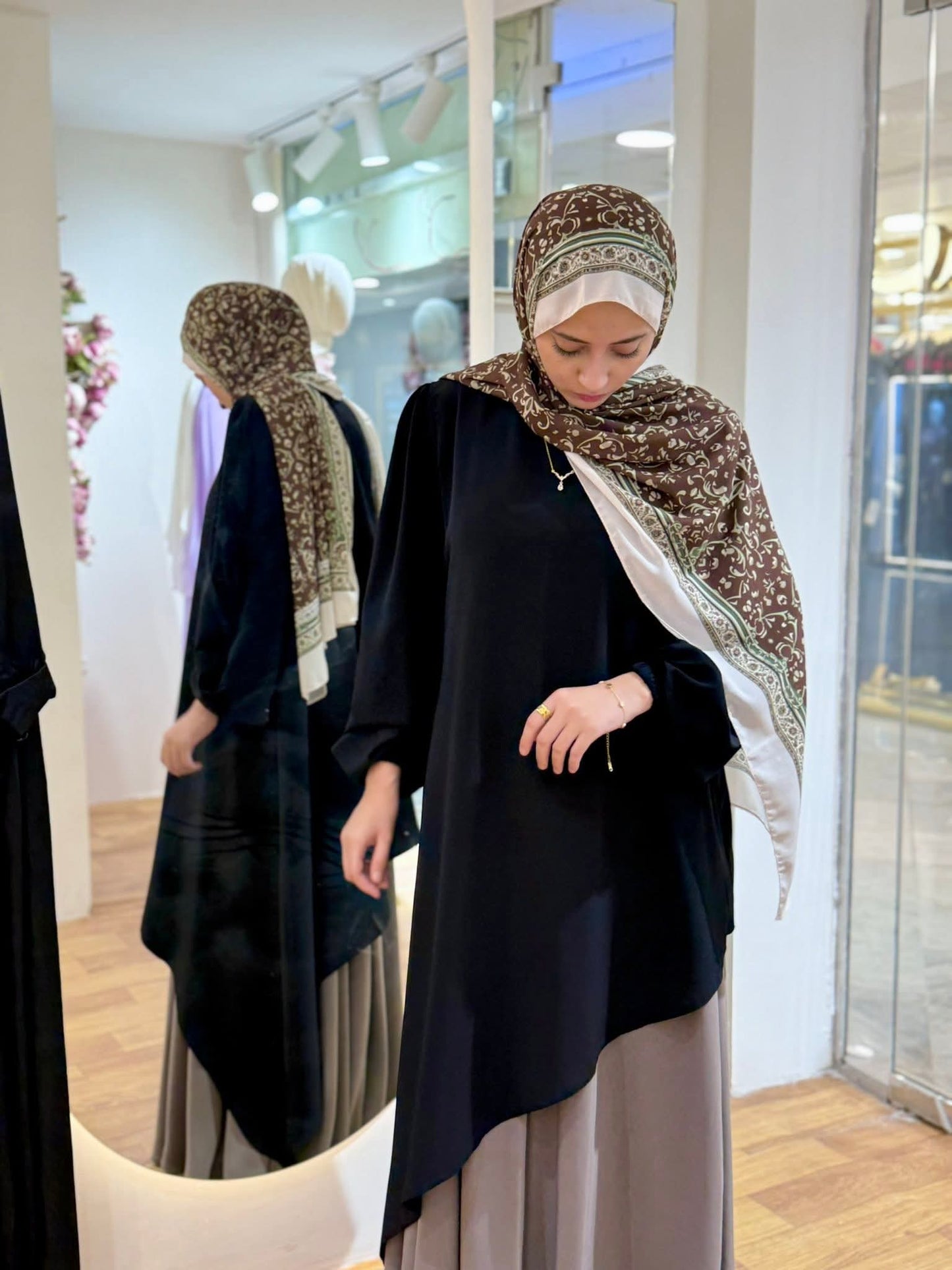 Roqi Blouse