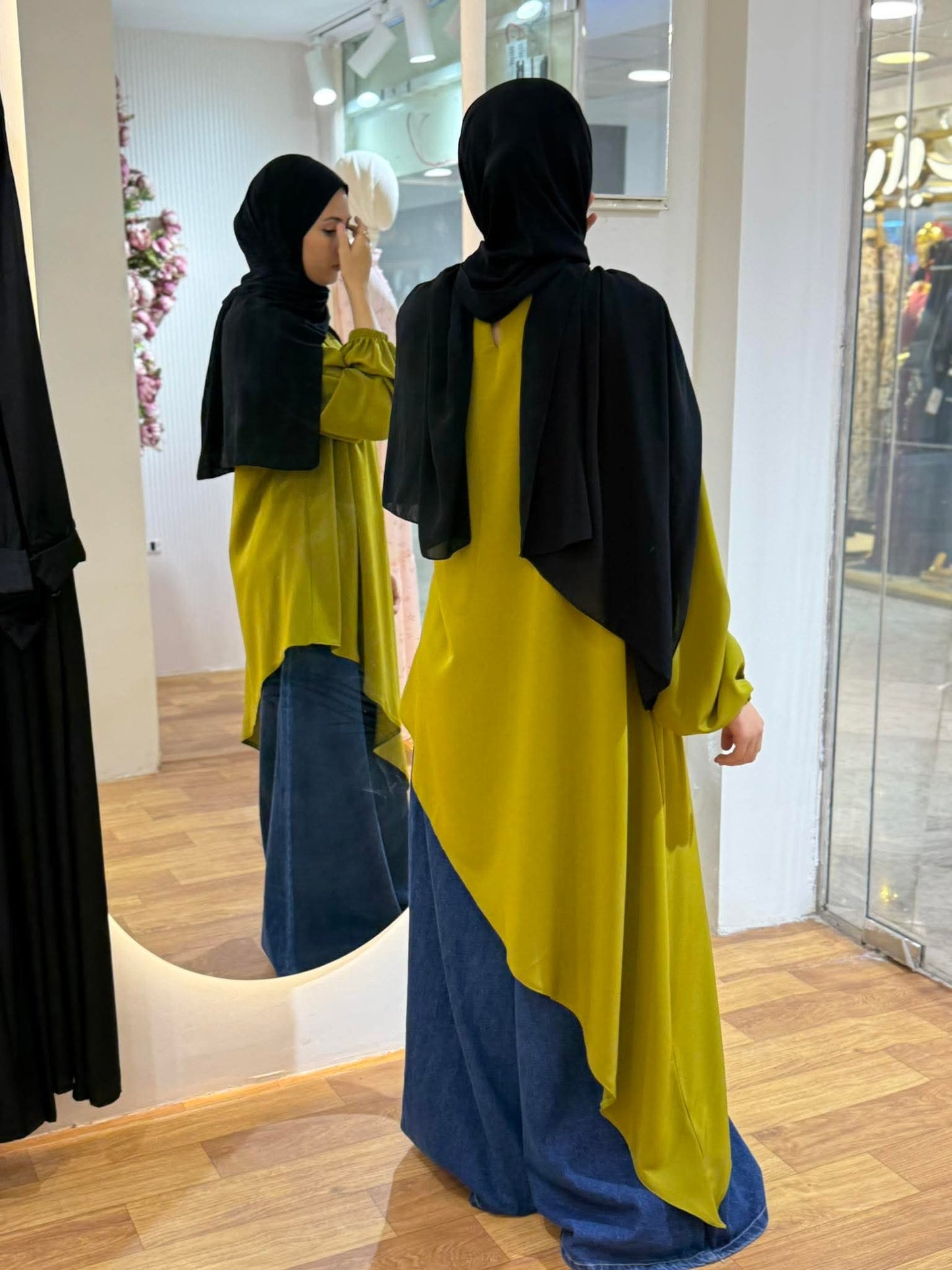 Roqi Blouse