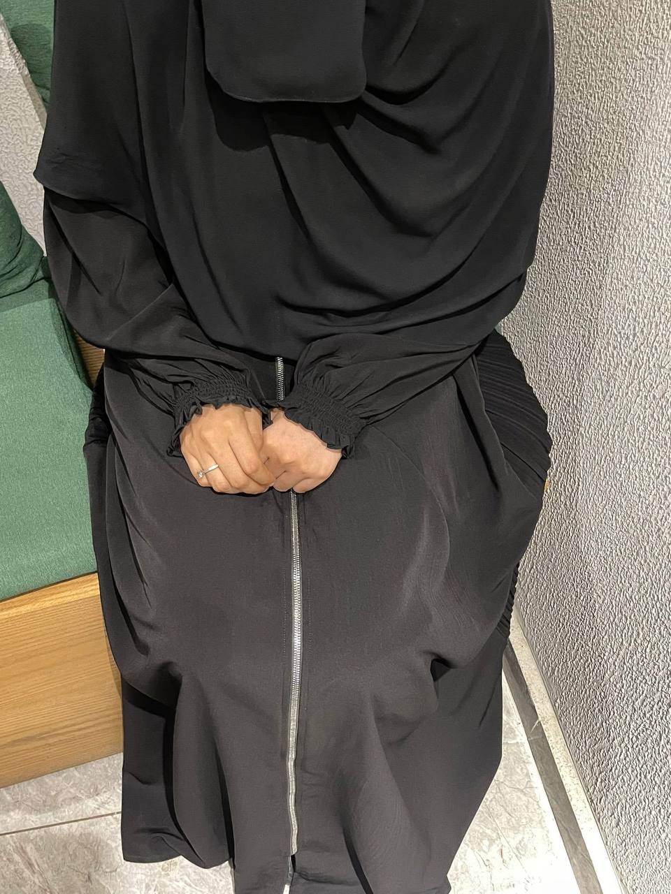 Yaqeen Abaya