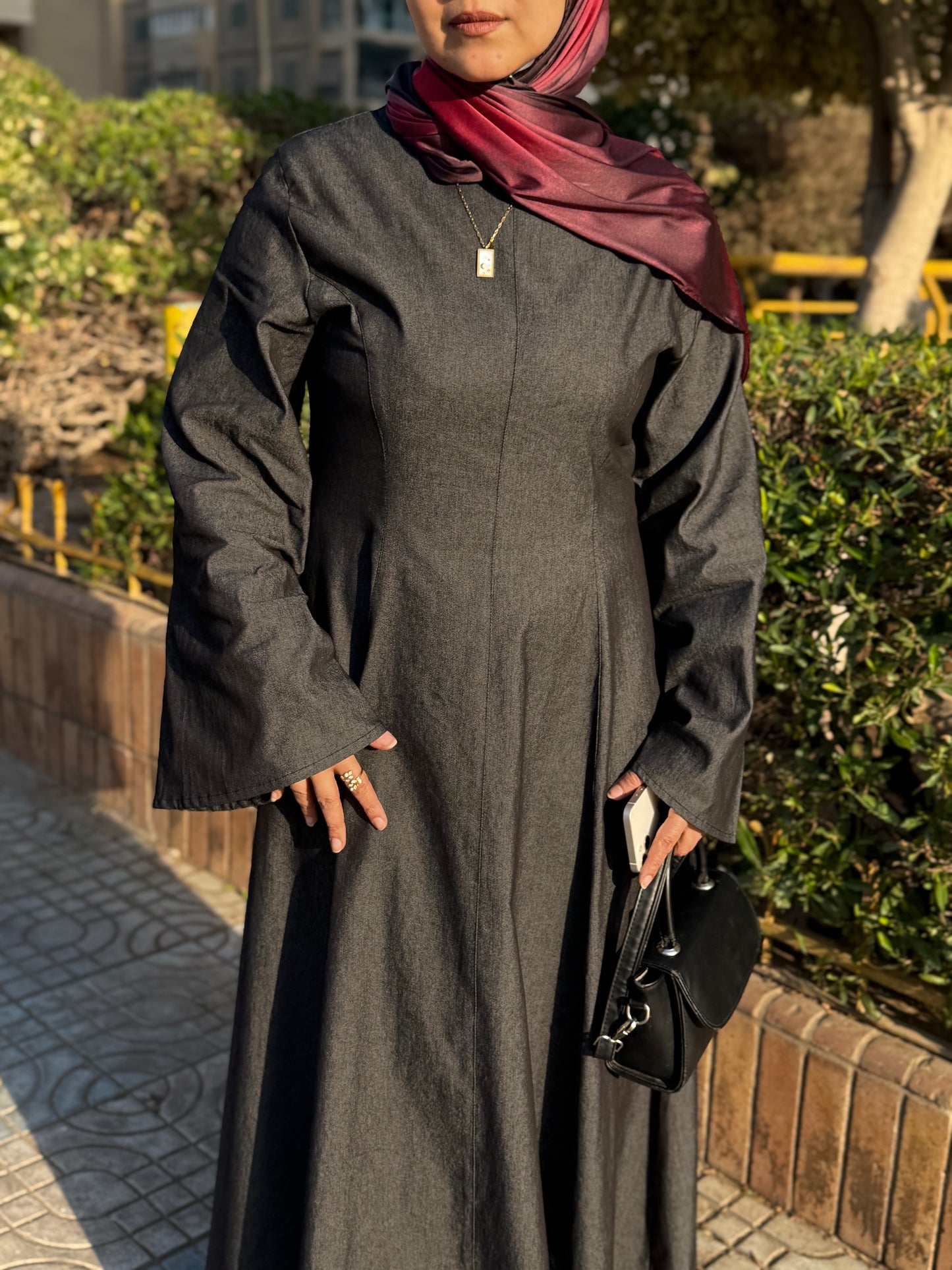 Lareen Dress-Black