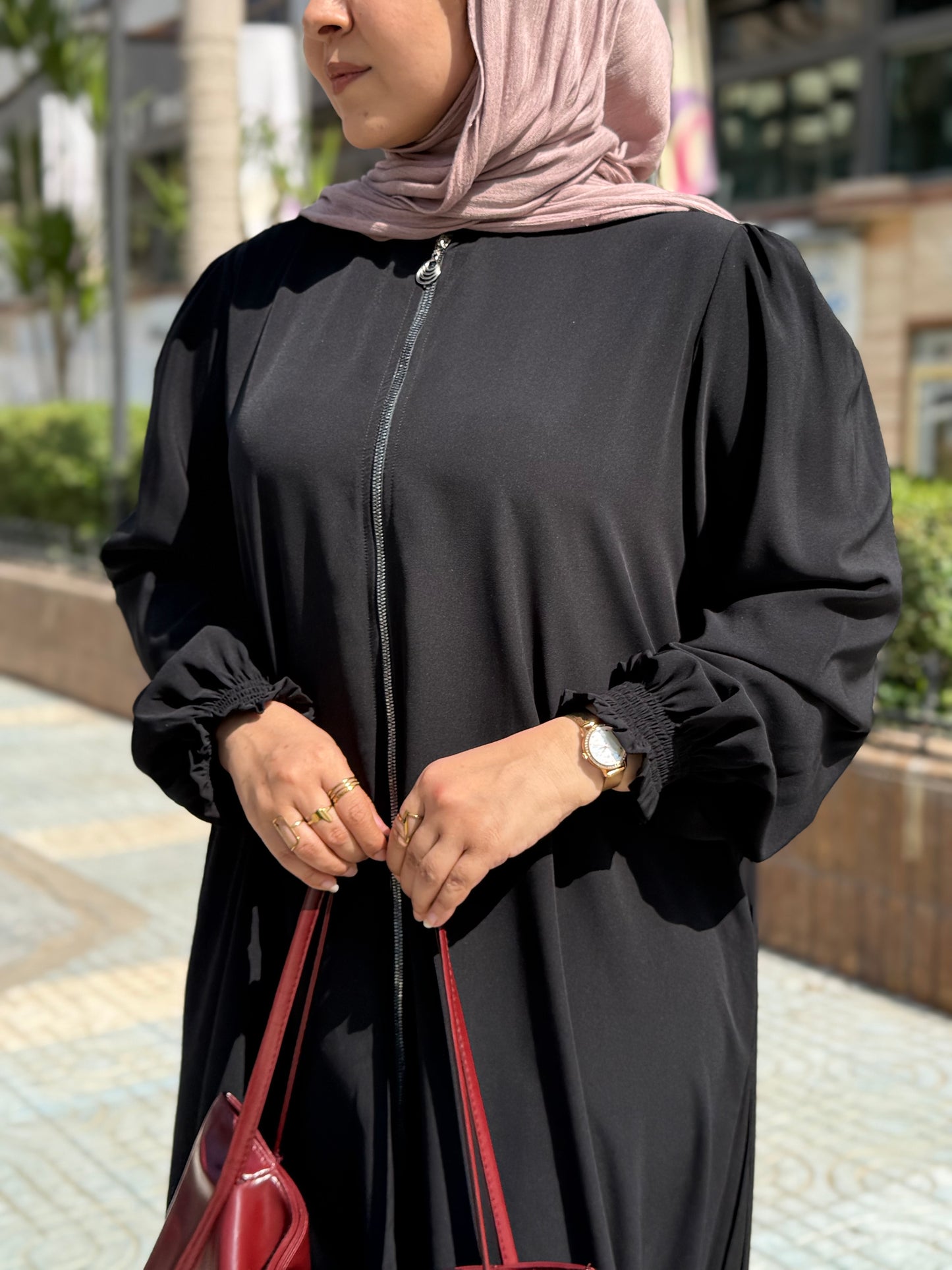 Yaqeen Abaya