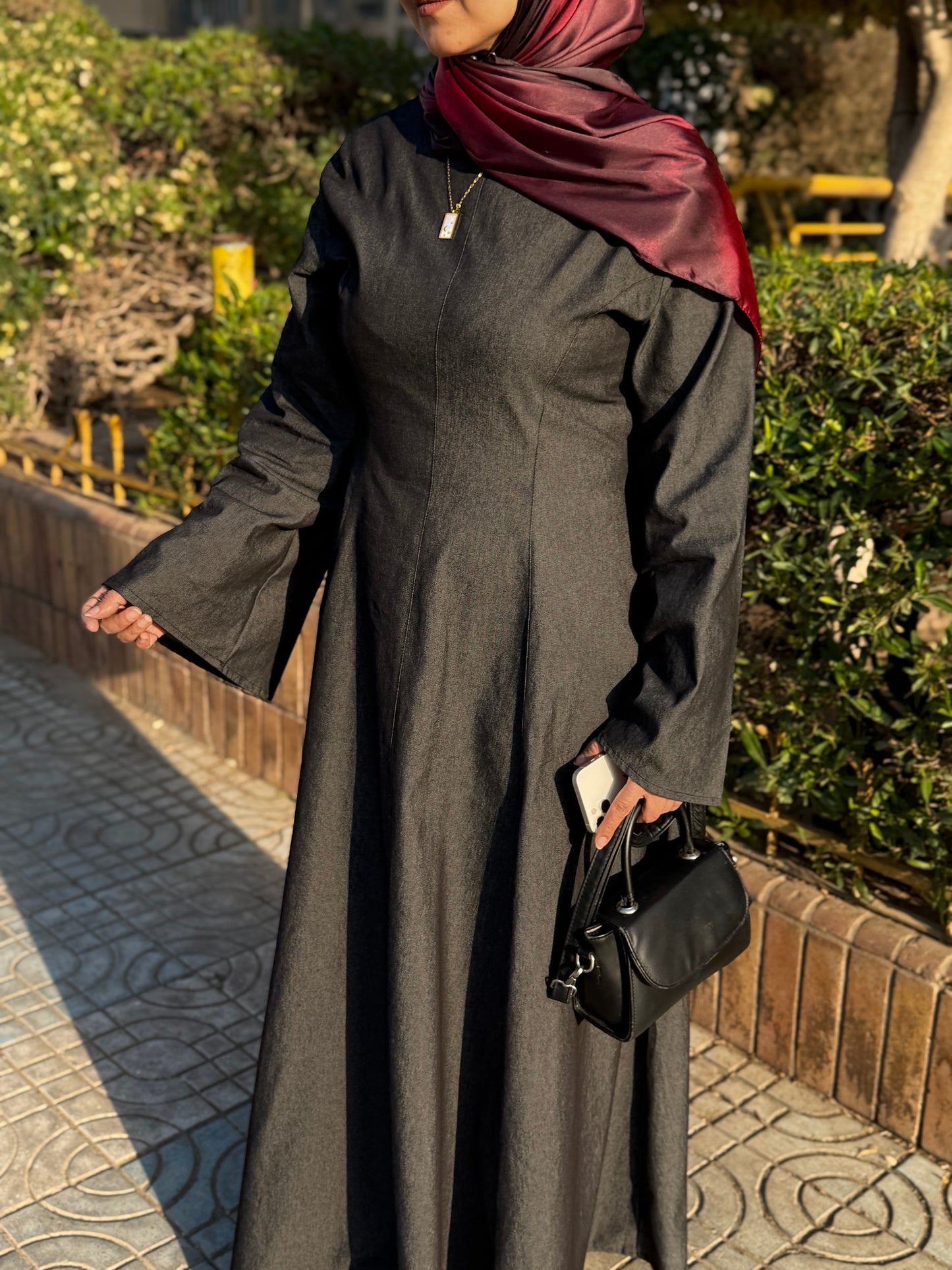 Lareen Dress-Black